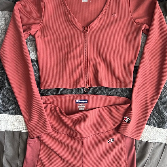 Champion Pink Ribbed Set - Picture 2 of 5